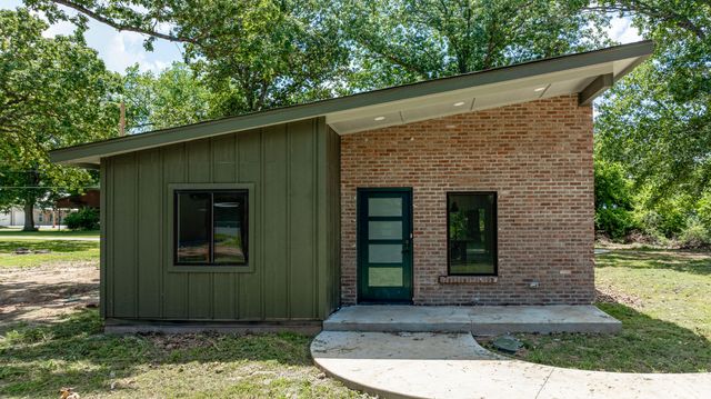 32407 Oxford Drive, Afton, OK 74331