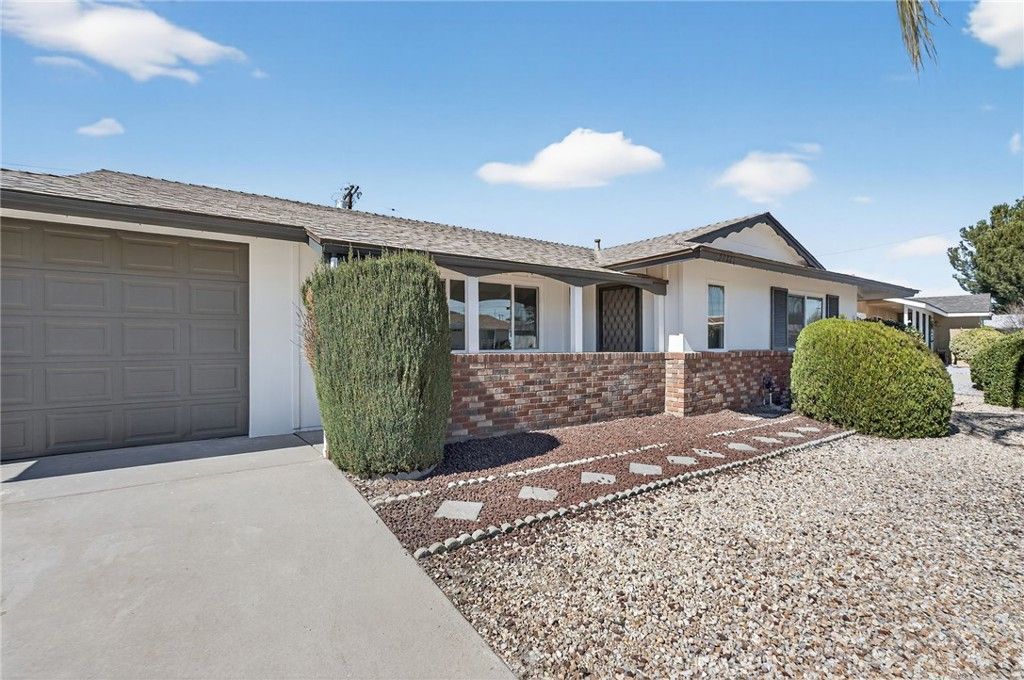 Image 1 of property listing at 28885 Hope Drive, Menifee, CA 92586
