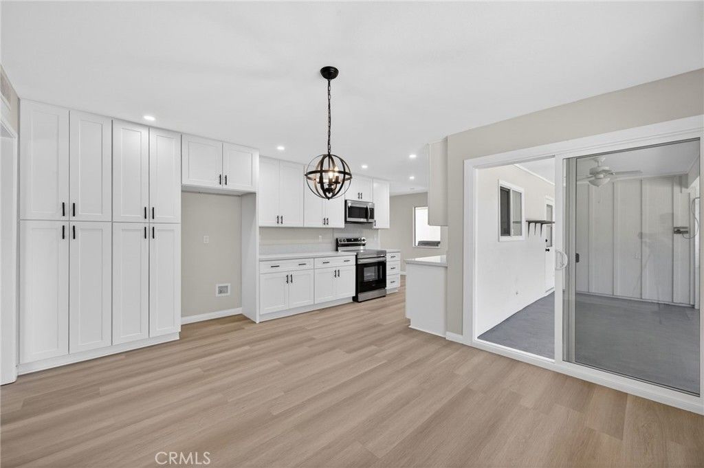 Image 16 of property listing at 28885 Hope Drive, Menifee, CA 92586