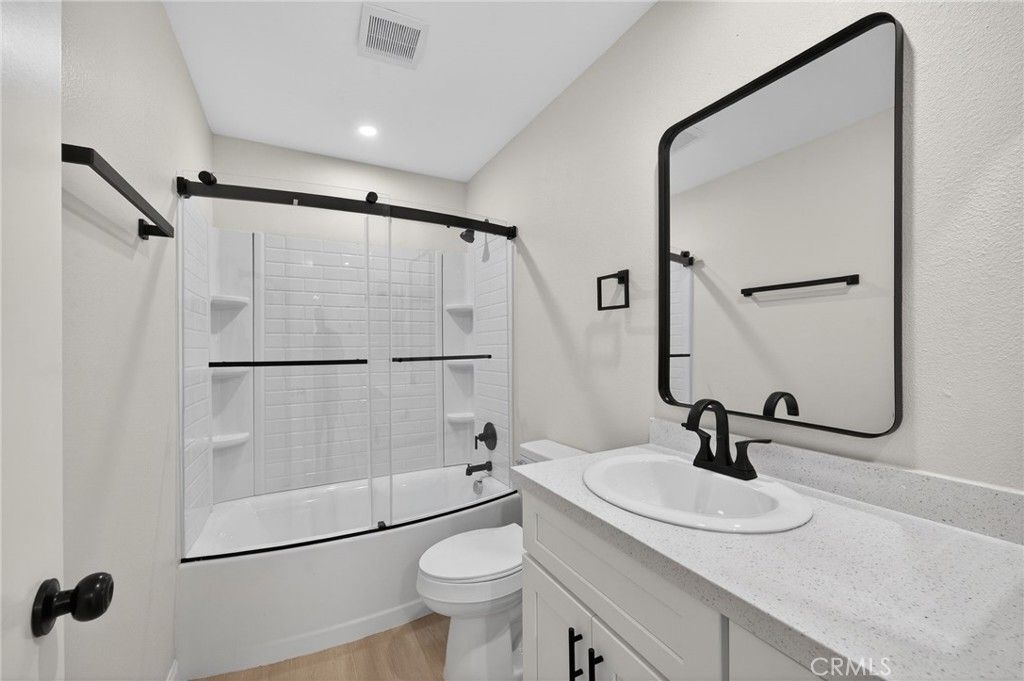 Image 25 of property listing at 28885 Hope Drive, Menifee, CA 92586