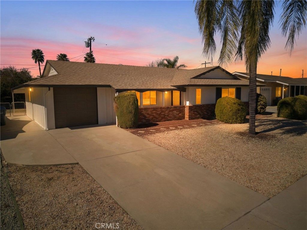 Image 40 of property listing at 28885 Hope Drive, Menifee, CA 92586