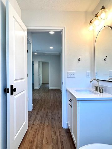 1738 W SPRUCE STREET, Tampa, FL 33607