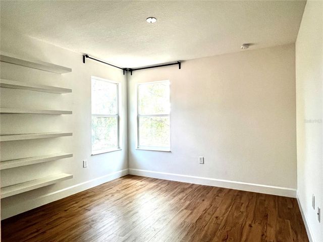 1738 W SPRUCE STREET, Tampa, FL 33607