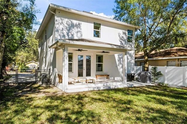 1738 W SPRUCE STREET, Tampa, FL 33607