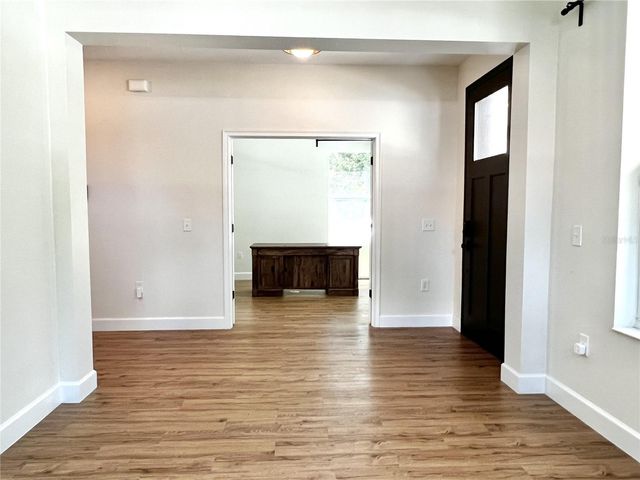 1738 W SPRUCE STREET, Tampa, FL 33607