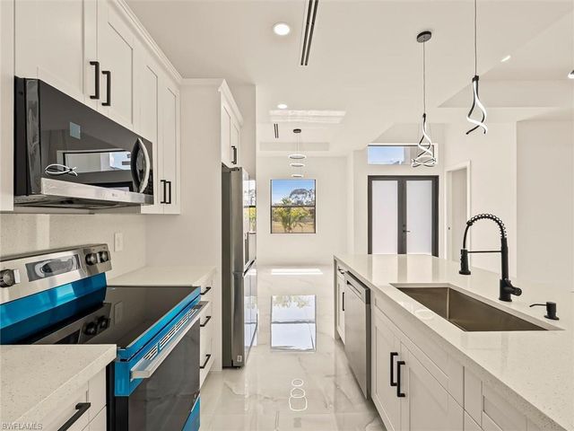 735 Chavers ST, Lehigh Acres, FL 33974