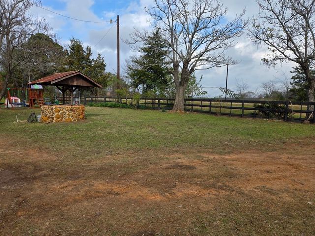 8644 E FM 840, Henderson, TX 75654