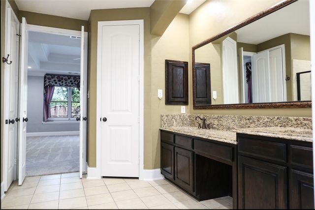 2417 Laguna Lane, Arlington, TX 76012