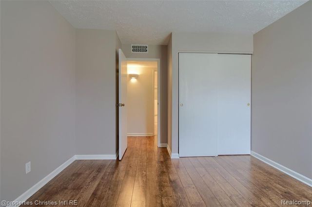 19586 Northridge Drive, Northville, MI 48167