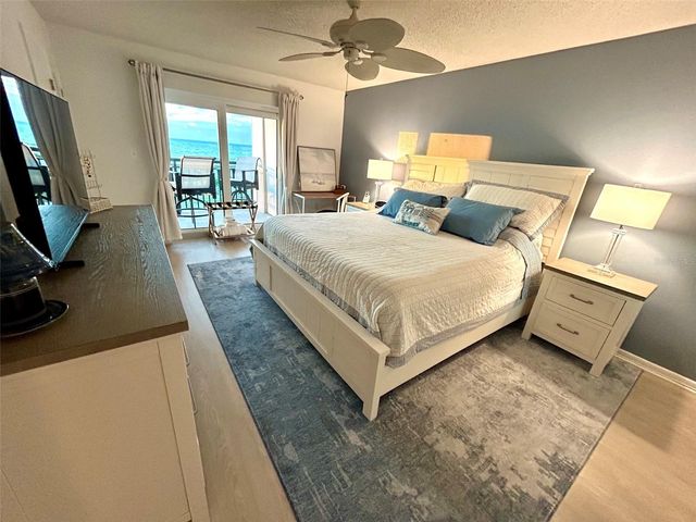 1270 GULF BOULEVARD 707, Clearwater Beach, FL 33767