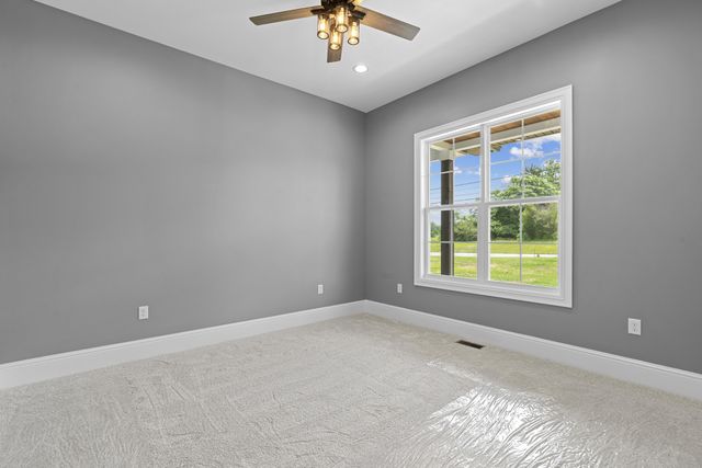 2981 Cane Creek Rd, Cookeville, TN 38506
