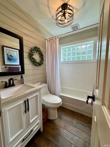 1638 Armstrong Station Rd, Springville, IN 47462