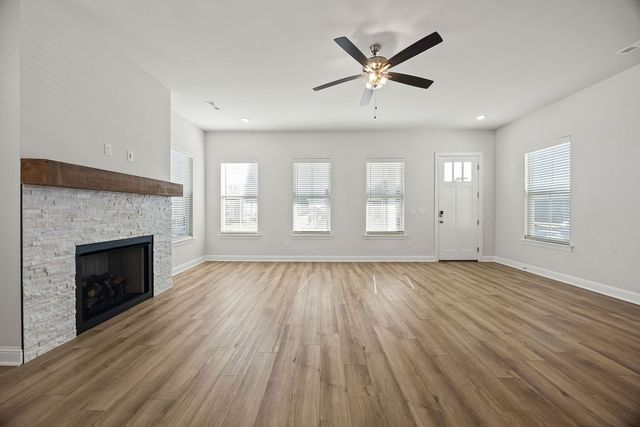 6760 Autumn Avenue, Springdale, AR 72762