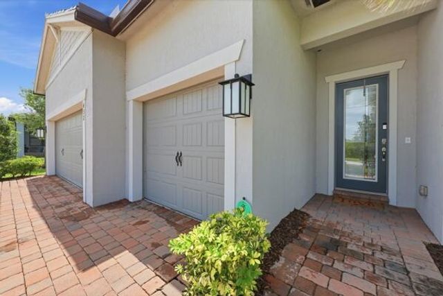 432 SE Filoli Drive, Port St. Lucie, Port St Lucie, FL 34984