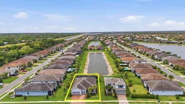 432 SE Filoli Drive, Port St. Lucie, Port St Lucie, FL 34984