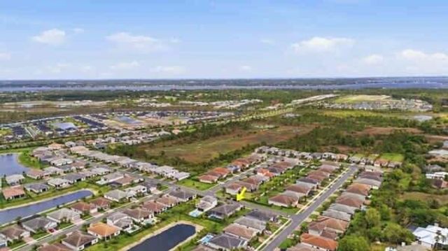 432 SE Filoli Drive, Port St. Lucie, Port St Lucie, FL 34984