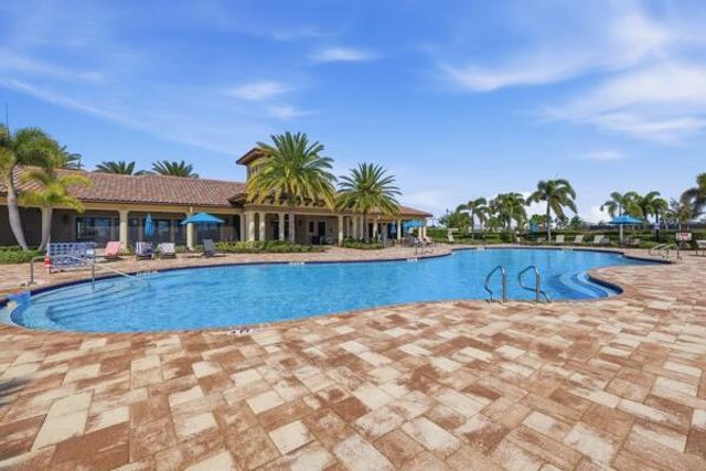 432 SE Filoli Drive, Port St. Lucie, Port St Lucie, FL 34984