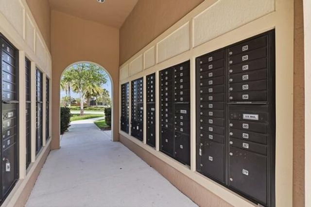 432 SE Filoli Drive, Port St. Lucie, Port St Lucie, FL 34984