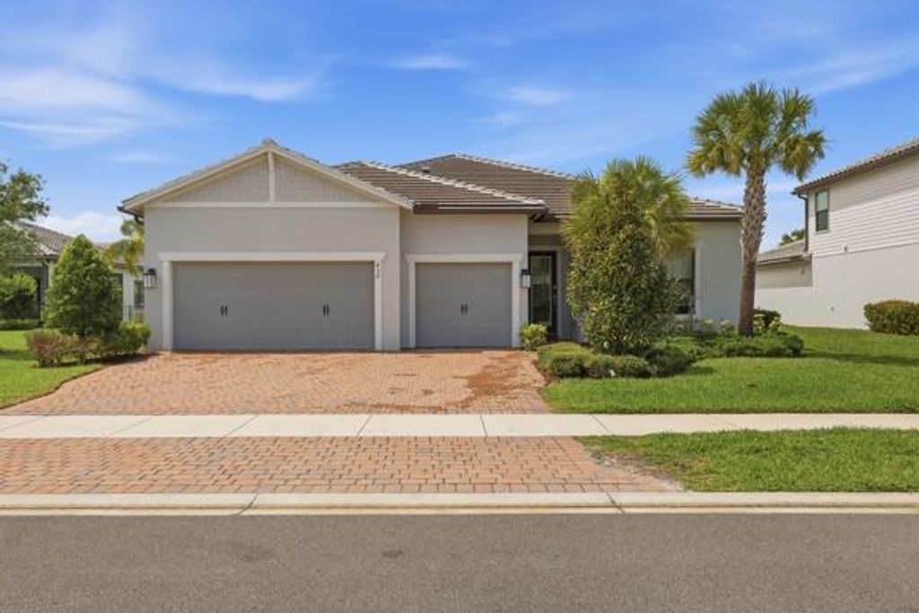 432 SE Filoli Drive, Port St. Lucie, Port St Lucie, FL 34984