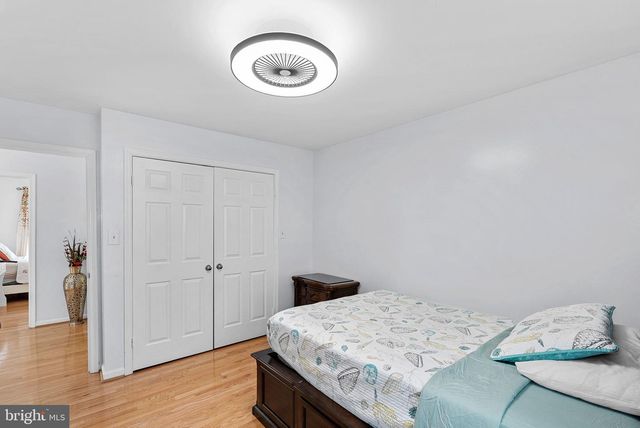 8605 WOODWREN TER, Fairfax Station, VA 22039