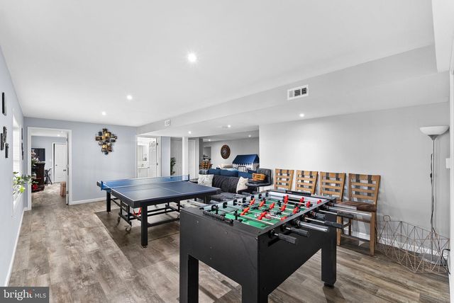 8605 WOODWREN TER, Fairfax Station, VA 22039