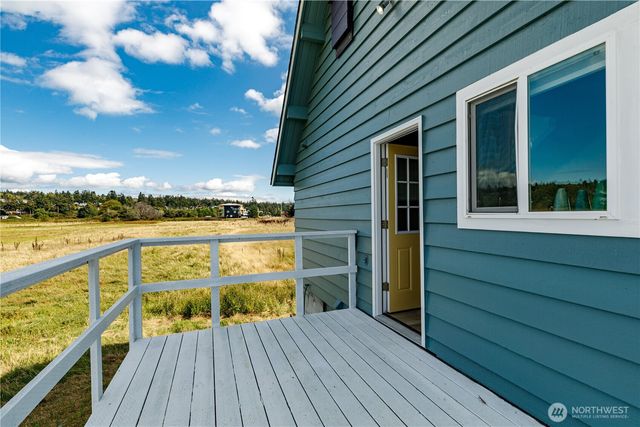238 Keystone Avenue, Coupeville, WA 98239