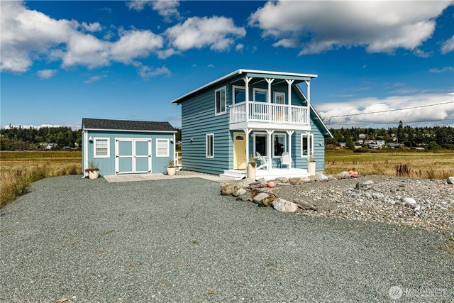 238 Keystone Avenue, Coupeville, WA 98239