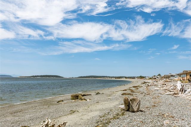 238 Keystone Avenue, Coupeville, WA 98239