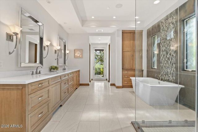 4660 E SPARKLING Lane, Paradise Valley, AZ 85253