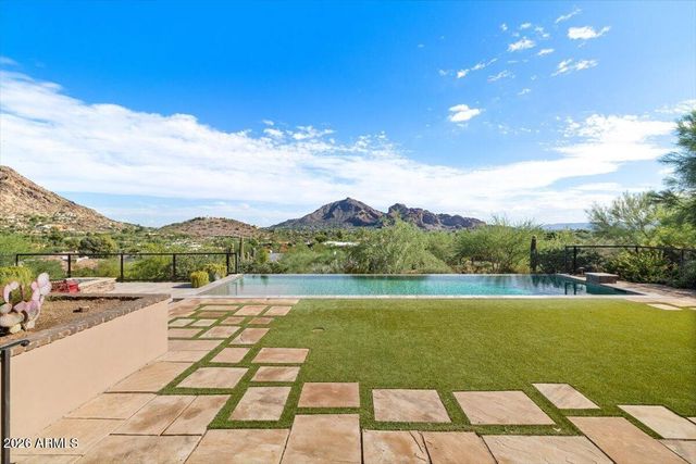 4660 E SPARKLING Lane, Paradise Valley, AZ 85253