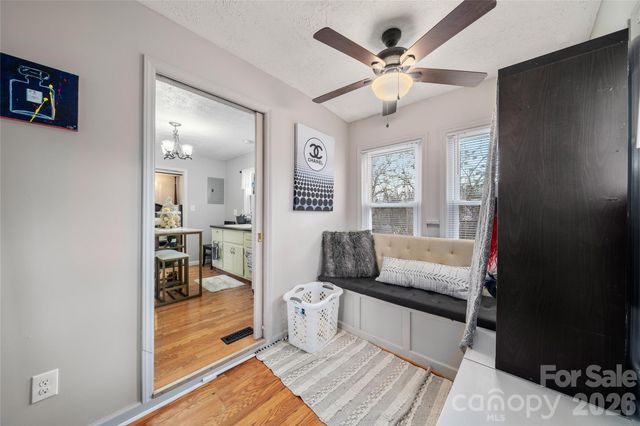 8 Linda Vista Drive, Asheville, NC 28806