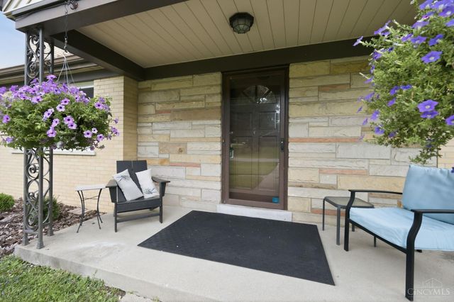 9401 Sherborn Drive, Springfield Twp., OH 45231