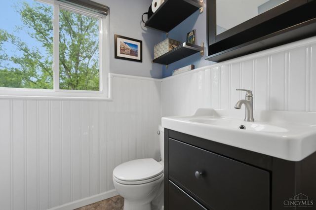 9401 Sherborn Drive, Springfield Twp., OH 45231