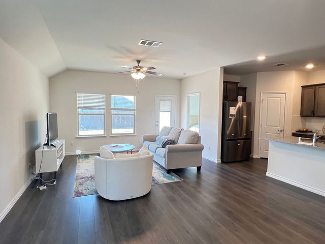 509 Calm Springs Drive, Princeton, TX 75407