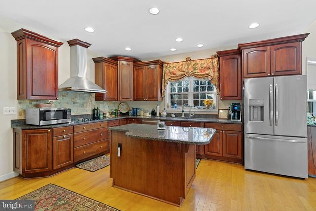 7795 LOCUST PL, Port Tobacco, MD 20677