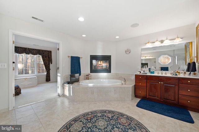 7795 LOCUST PL, Port Tobacco, MD 20677