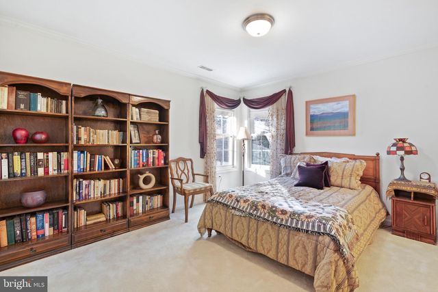 7795 LOCUST PL, Port Tobacco, MD 20677