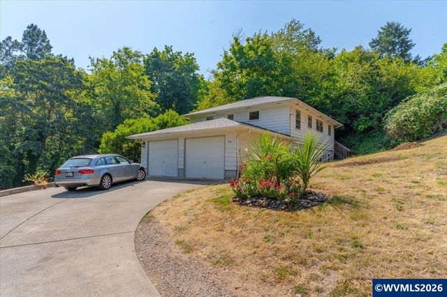 1941 Turnage St NW, Salem, OR 97304