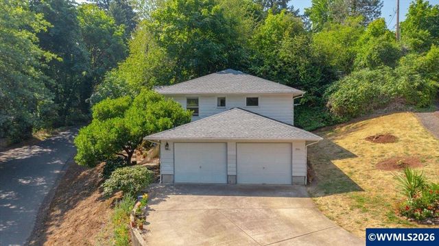 1941 Turnage St NW, Salem, OR 97304