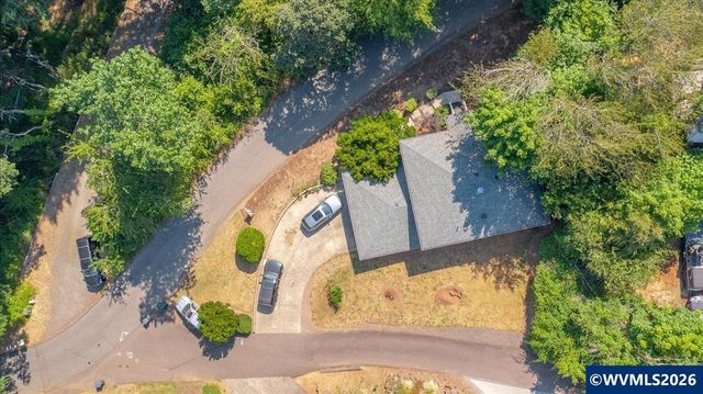 1941 Turnage St NW, Salem, OR 97304