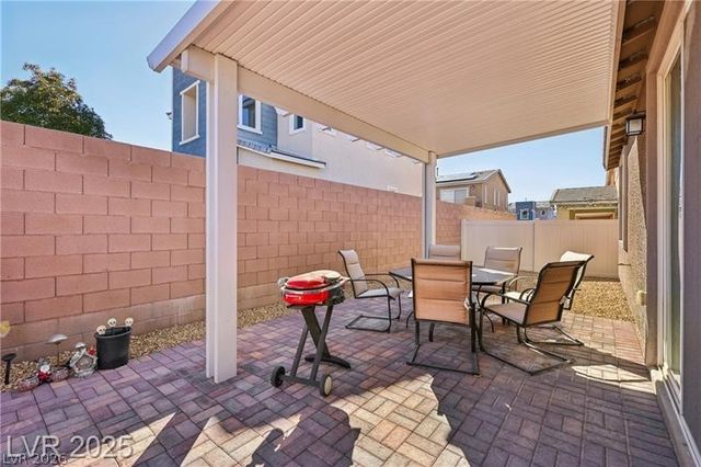 6940 Whispering Falls Drive, North Las Vegas, NV 89084