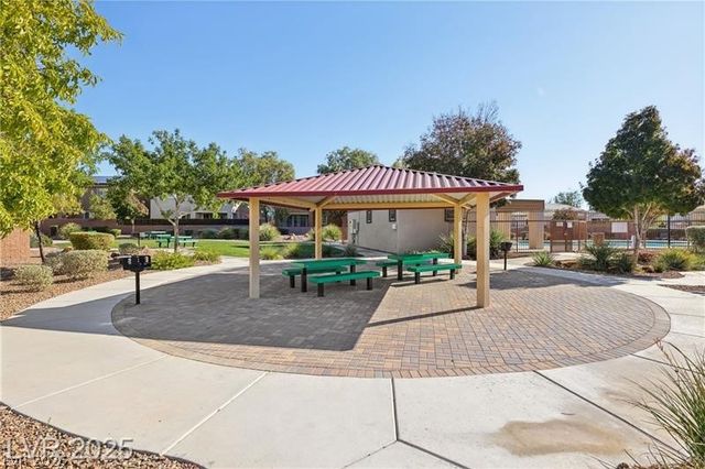 6940 Whispering Falls Drive, North Las Vegas, NV 89084