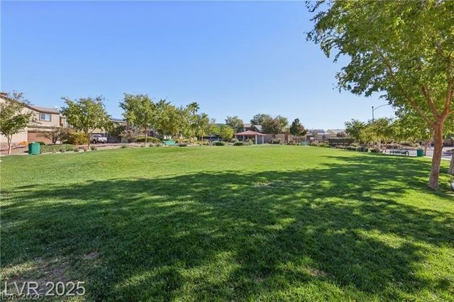 6940 Whispering Falls Drive, North Las Vegas, NV 89084