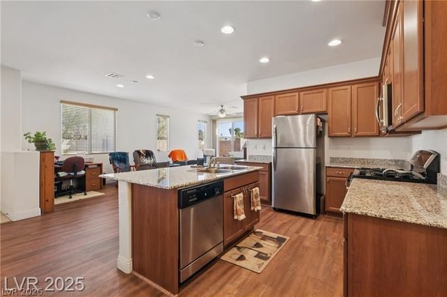 6940 Whispering Falls Drive, North Las Vegas, NV 89084