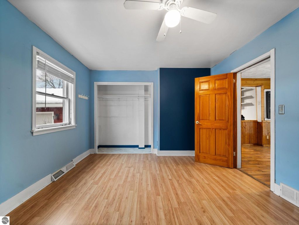 Image 26 of property listing at 826 First Avenue, Cadillac, MI 49601