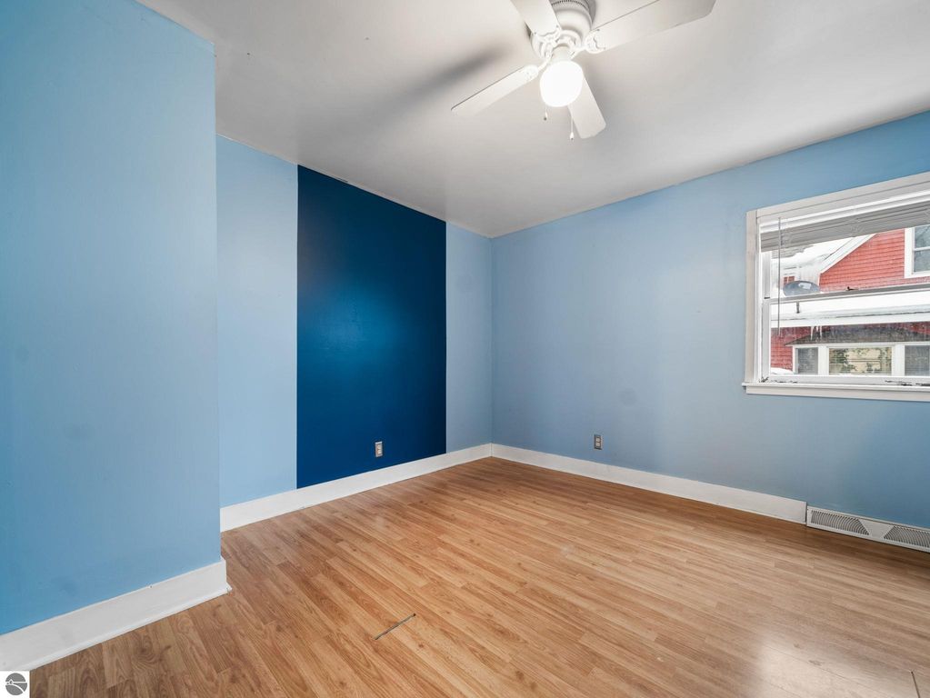 Image 27 of property listing at 826 First Avenue, Cadillac, MI 49601