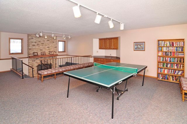 491 Sterling Street S, Maplewood, MN 55119