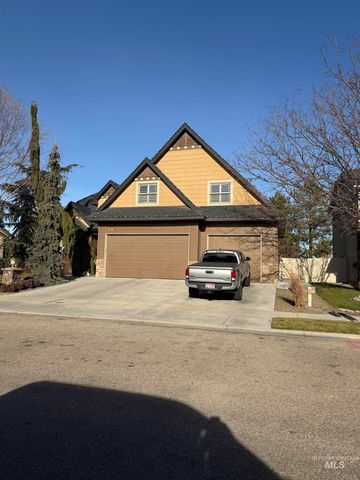 918 W Heather Woods Drive, Nampa, ID 83686