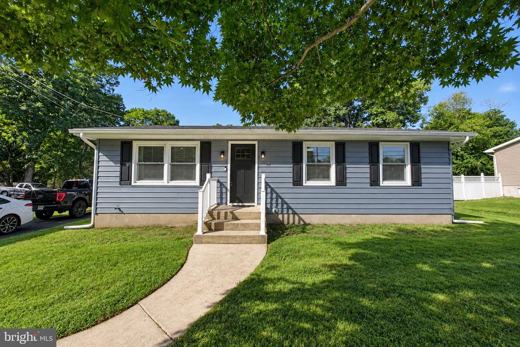 218 ADDISON ST, CLAYTON, NJ 08312 — exterior