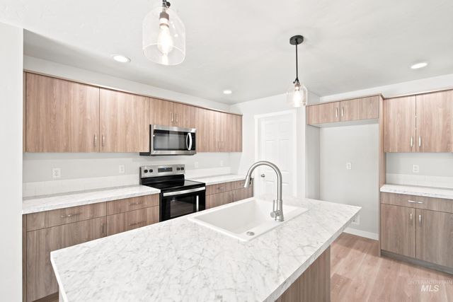 3177 W Animas Creek Dr, Kuna, ID 83634